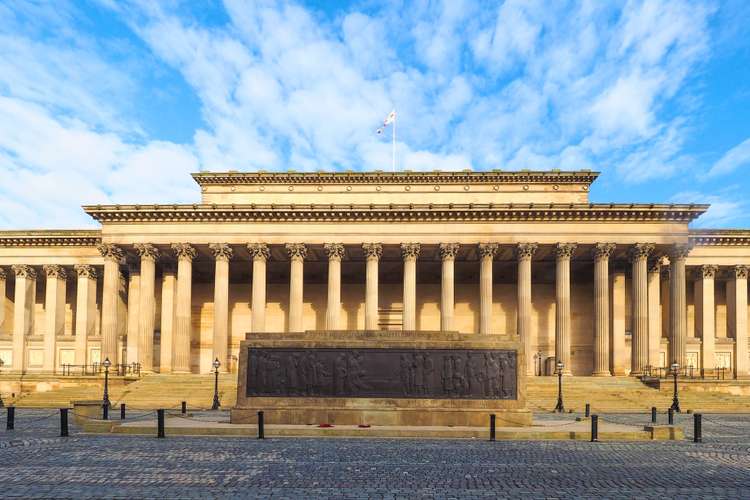 Explore Liverpool with hop-on hop-off tickets – Hassle-free sightseeing and breathtaking views in 2025 Discover Liverpool with official hop-on hop-off bus tours – Flexible routes, iconic monuments, and panoramic city views 2025