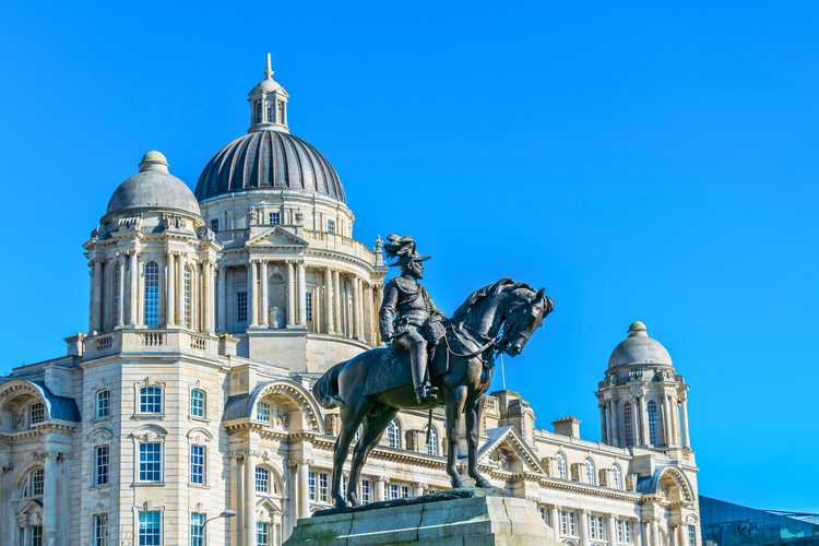 Top sightseeing bus tours in Liverpool, United Kingdom – Popular points of interest, hidden gems, and panoramic views of Liverpool in 2026